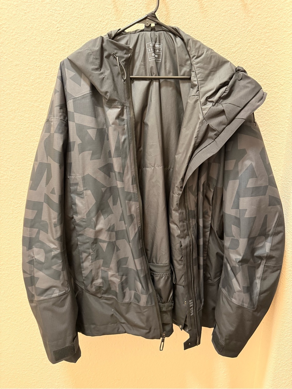 Adidas Rain.Ready Black Geometric Water-Resistant Hooded Jacket